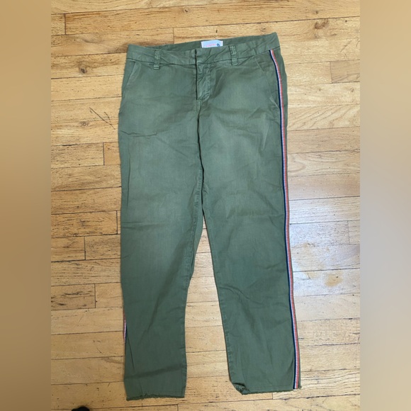 Sundry green pants with stripes on the side. Size 26. - Picture 1 of 4